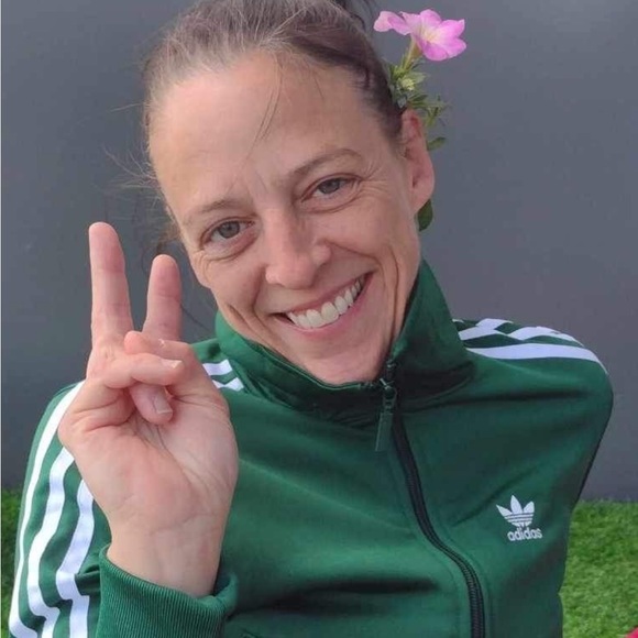 COPY - Meet your Posher, Pascale - Picture 3 of 5